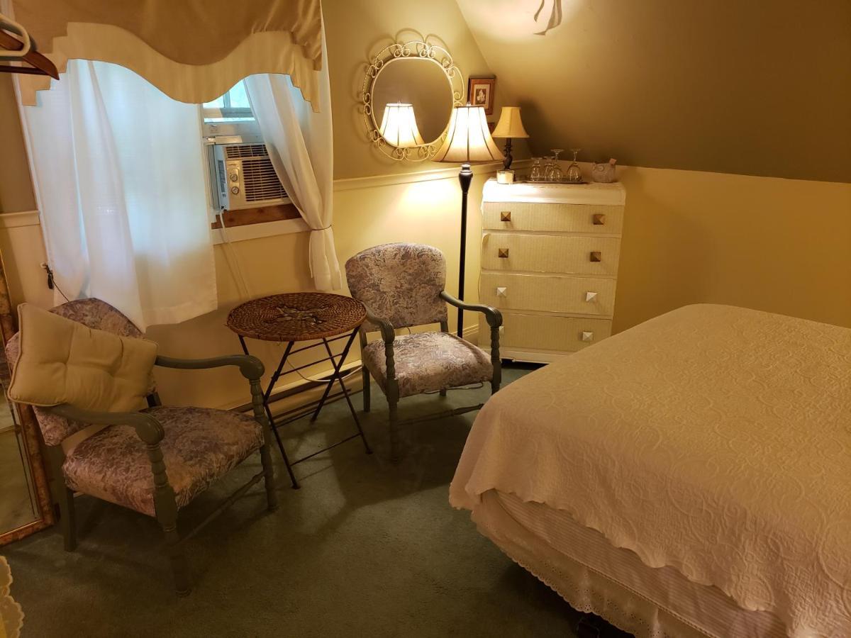 Auberge Bonne Nuit-Bonjour Sainte-Adèle Exteriér fotografie